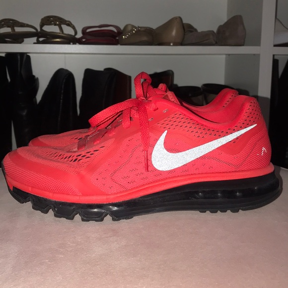 2014 red air max